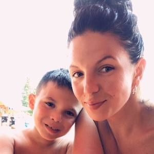 Meet your Posher, Tabatha